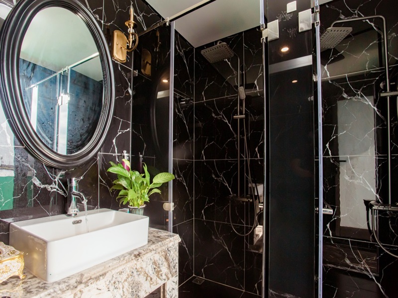 Amethyst Cruise – A Luxury Daily Cruise in Halong Bay – 7 Hours Cruising