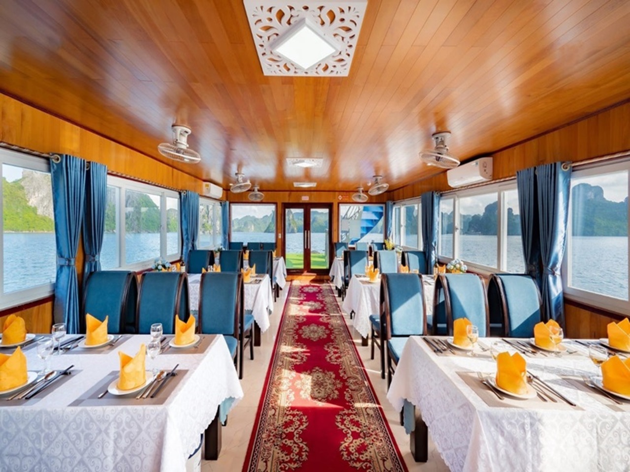 Deluxe Halong Bay Day Tour 6Hour Cruise with Buffet Lunch Limousine Bus Small Group